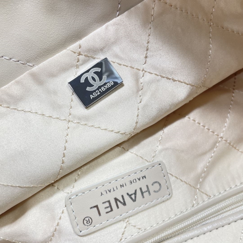Ch**el hobo 22 bags